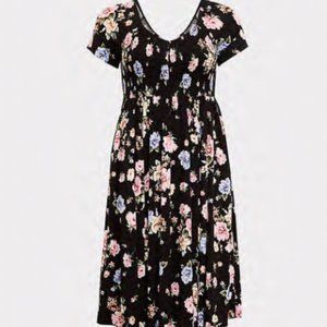 Torrid Black Floral Challis Midi Dress (Size 1)
